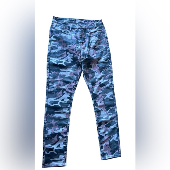 Levi’s 721 High-rise camo skinny jeans 720 high rise skinny pants jeans - Picture 3 of 16